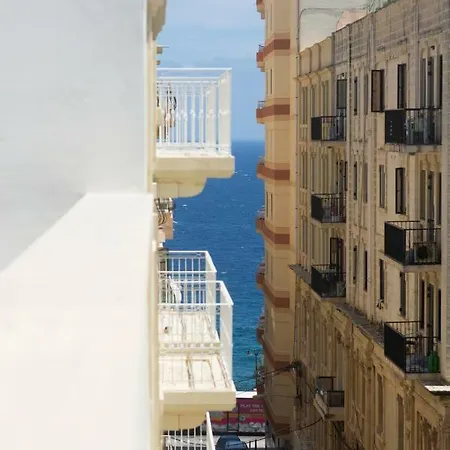 Appartement Sunny Penthouse *